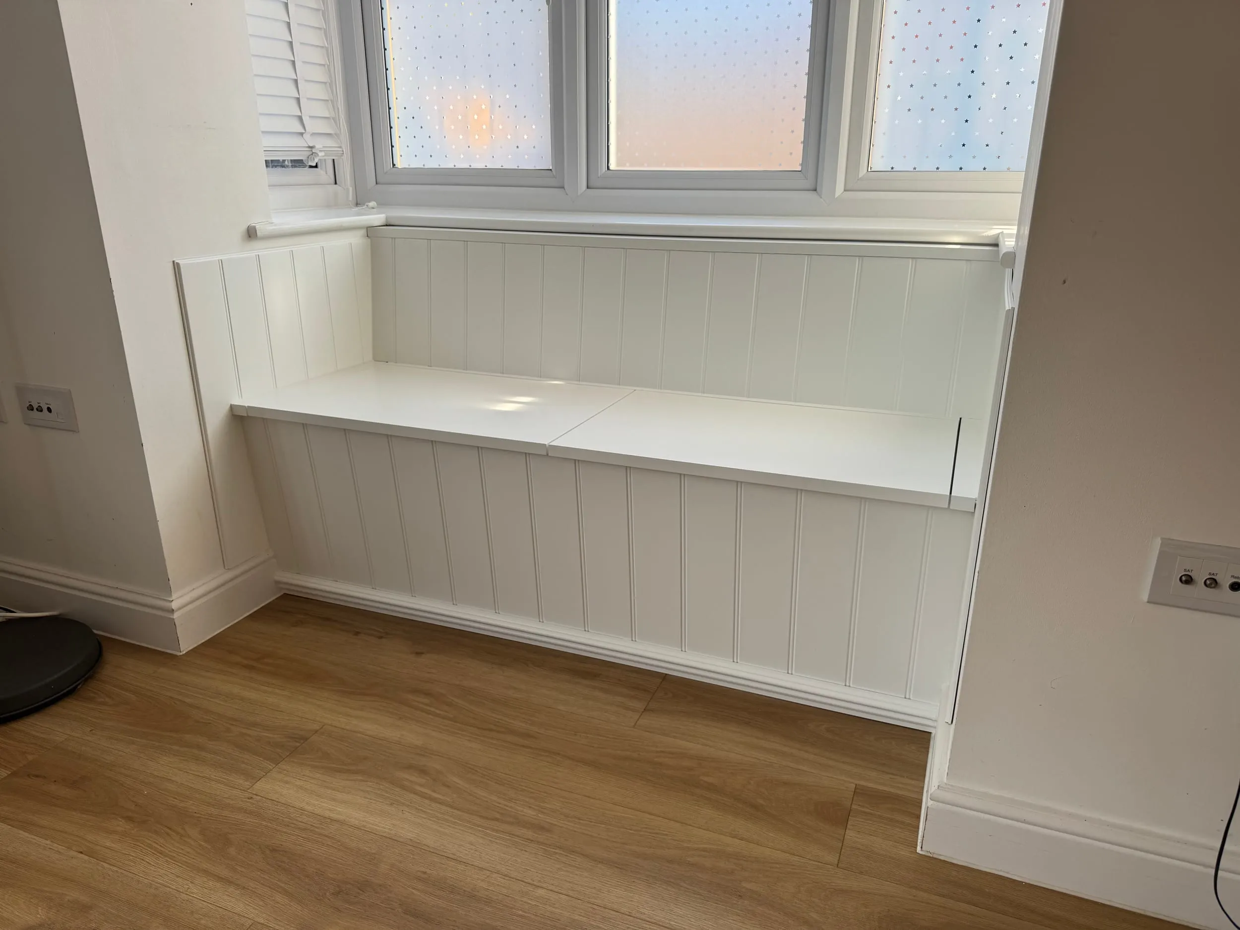 White Panelled Window Seat, Seagull Bespoke Interiors