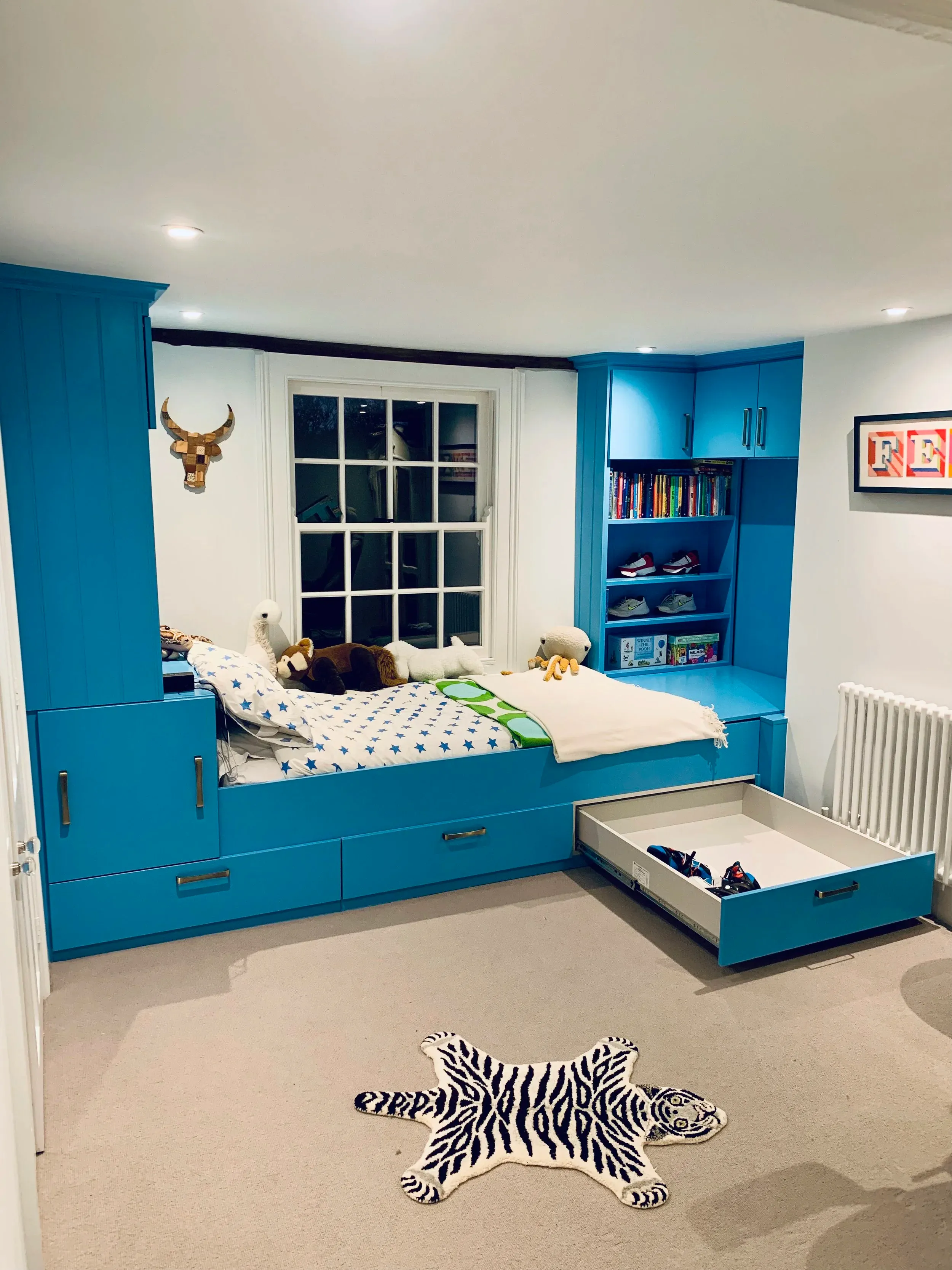 St Giles Blue Built-In Bed, Seagull Bespoke Interiors