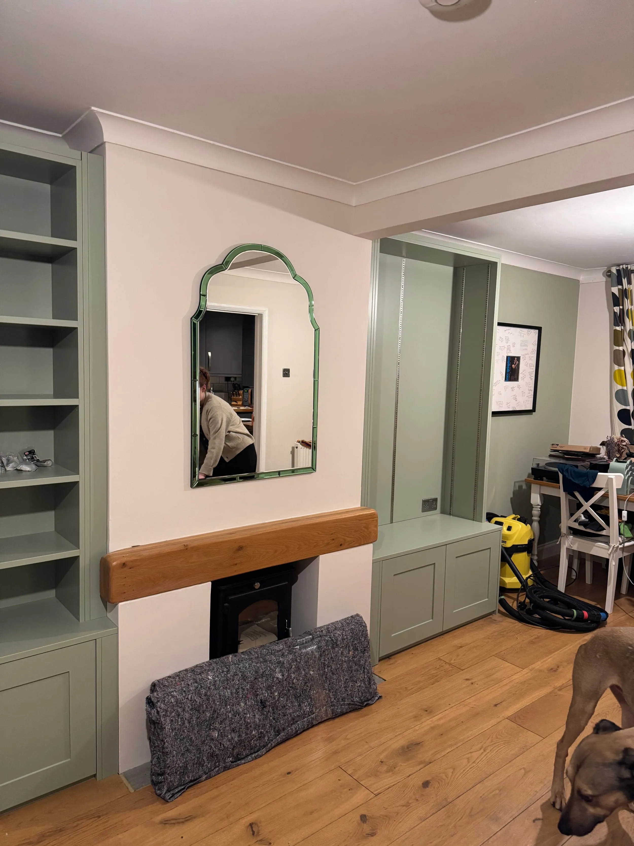 Green Shaker Media Wall, Seagull Bespoke Interiors